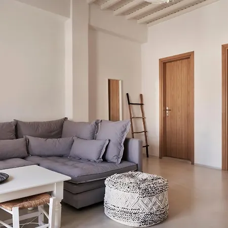 Maison By Monocle בית הארחה