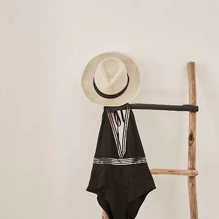 Maison By Monocle בית הארחה