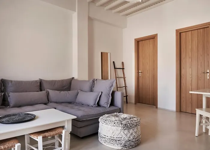 Maison By Monocle بيت ضيافة